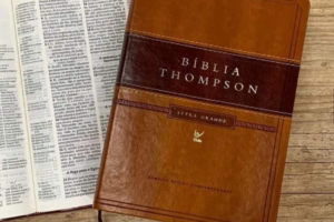 Bíblia de estudo Thompson